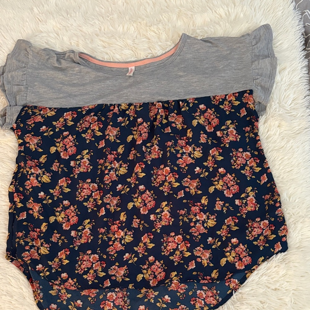 Xhilaration Gray and Floral Blouse